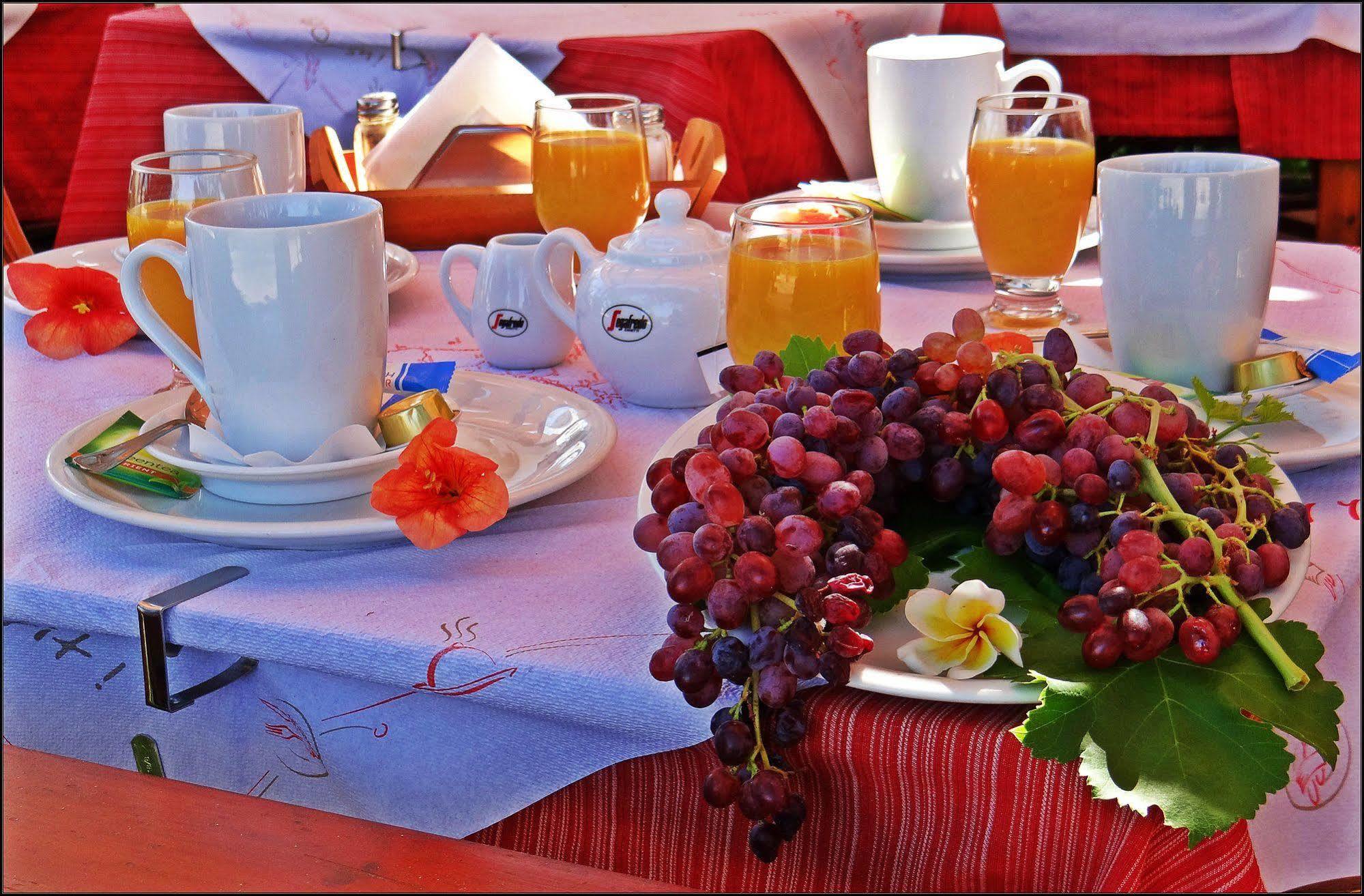 Kalathos Sun Hotel Екстериор снимка